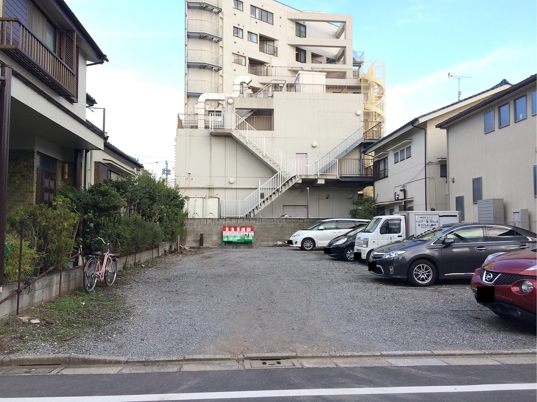 足立区栗原４丁目　月極駐車場